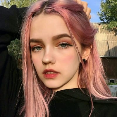 Nina Zulkifli avatar